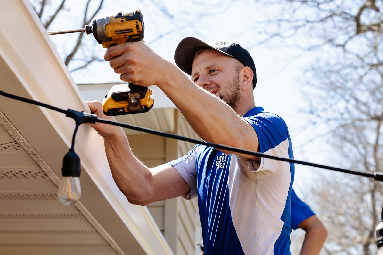 Gutter Cleaning Service Gutter Cleaning Service